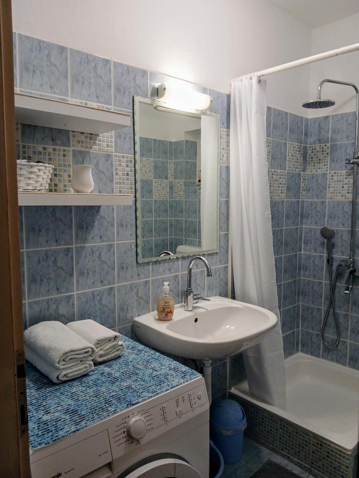 Tihana-ground Floor With Large Terrace Apartment Makarska